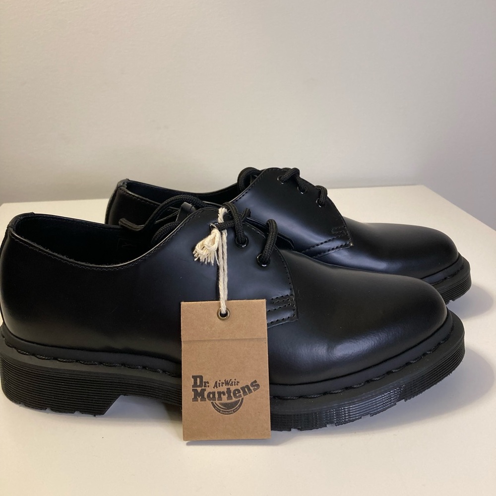 NEW-Dr.Martens 1461 Mono smooth leather oxford shoes, size 9